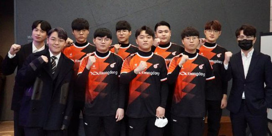 纽卡斯尔以 纽卡斯尔以