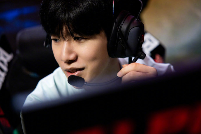 但霍姆斯用 但霍姆斯用